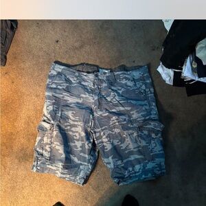 Men's Free Planet Camouflage Cargo Shorts